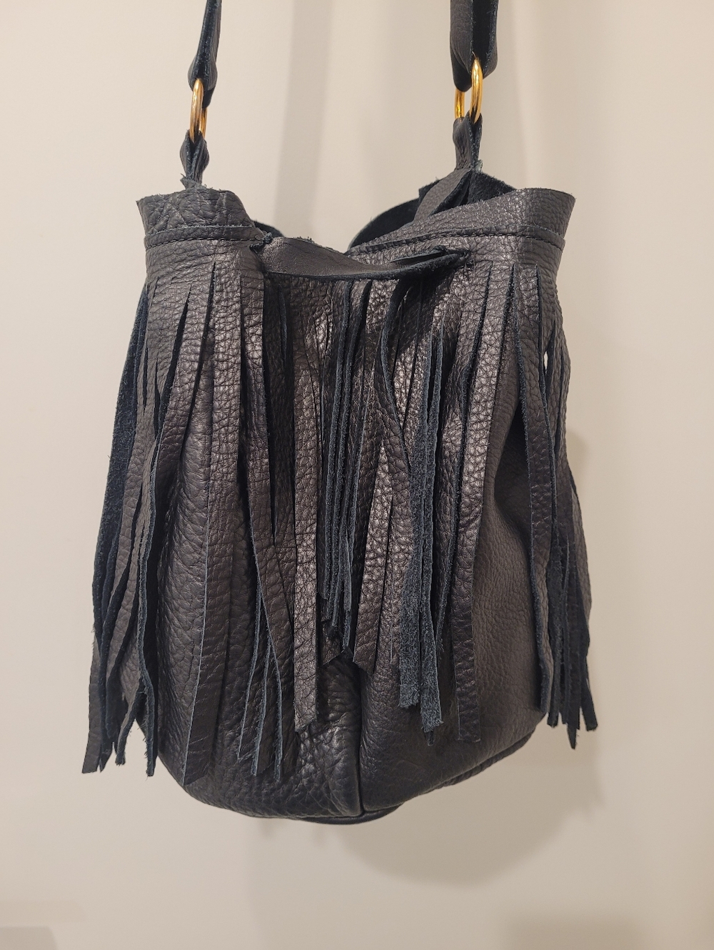 Amazing Leather Handcrafted Fringe Bag - Picture 3 of 8